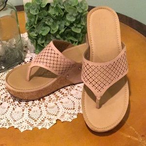 Kenneth Cole wedge sandals